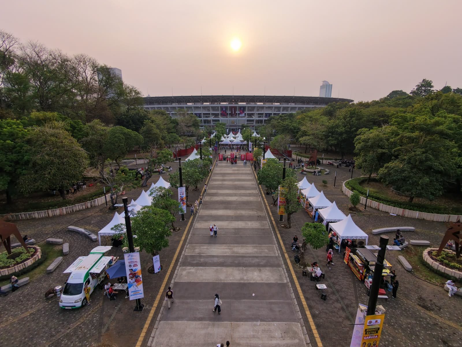 Bawa Semangat Lokal ke Panggung Internasional: PLN Fasilitasi UMKM Binaan di Plaza Timur GBK pada Ajang FIFA ASEAN Cup 2026